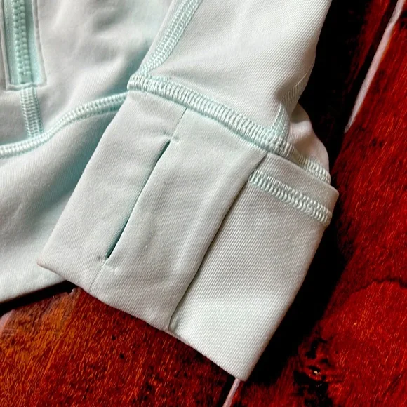 3 piece teal Ivivva outfit size 10. Shirt, zip up jacket and pants. - Picture 4 of 6